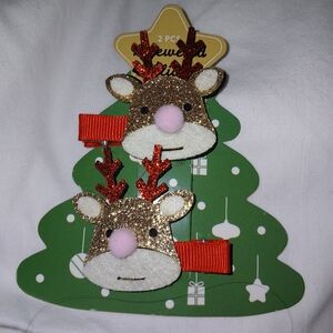 Reindeer hair clips